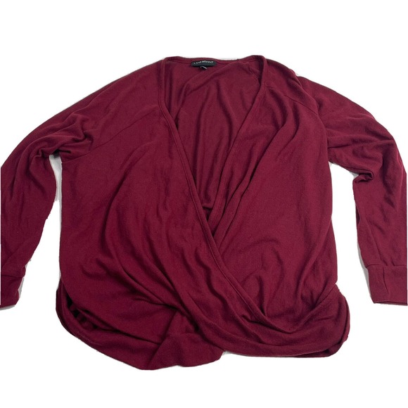 Women’s Plus Size 26/28 Lane‎ Bryant Solid Maroon Faux Wrap Deep V-Neck Sweater - Picture 1 of 12